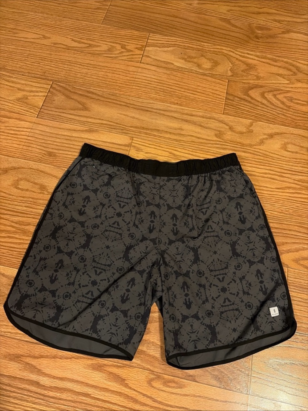7 Diamonds Athletic Shorts Size XXL Core Active 8” Inseam Black Gray Stretch